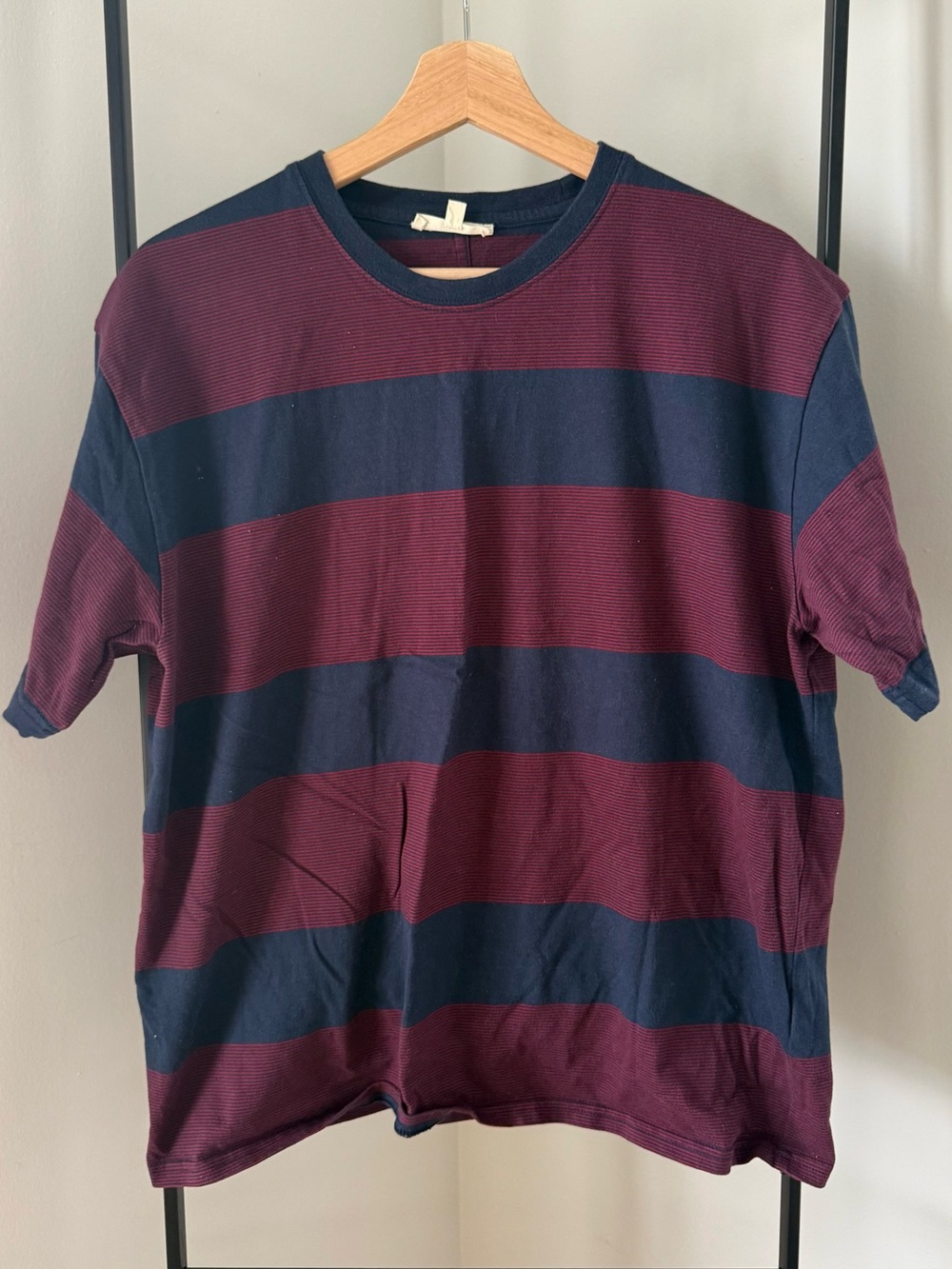 Women’s Madewell Striped Crew Neck Shirt in Navy and Burgundy, size M